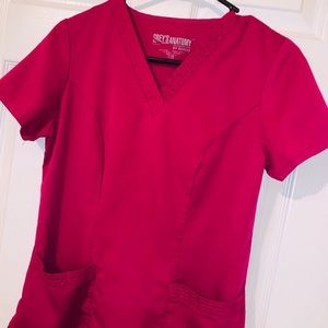Greys Anatomy scrub top. XS. Hot pink.